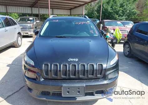 2016 Jeep Cherokee Latitude z USA, uszkodzony, nr VIN 1C4PJLCS4GW302683
